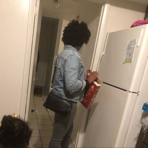 Meet your Posher, Rasheba